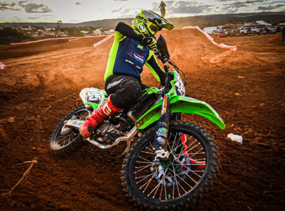 MOTOCROSS-1.jpg