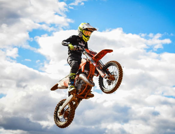MOTOCROSS-2.jpg